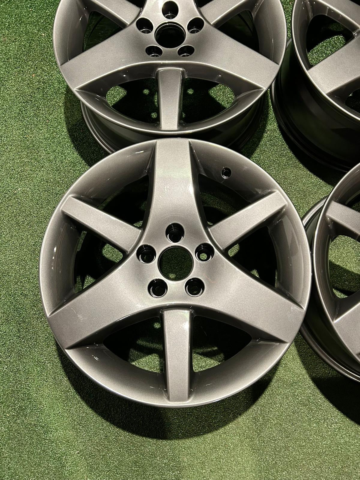Saab Alu 36 aero velgen gun metal grey nieuw gecoat