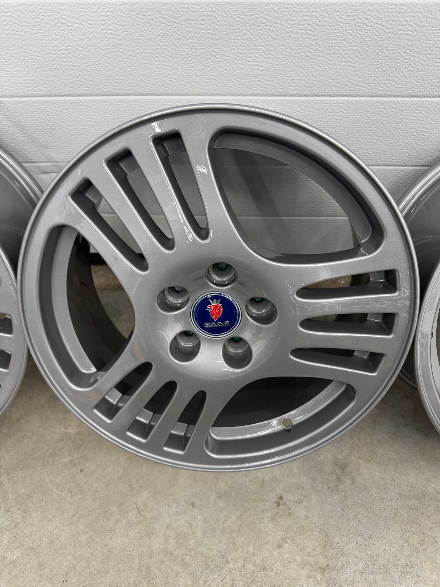 Saab Alu 41 qaudspoke velgen nieuw gecoat