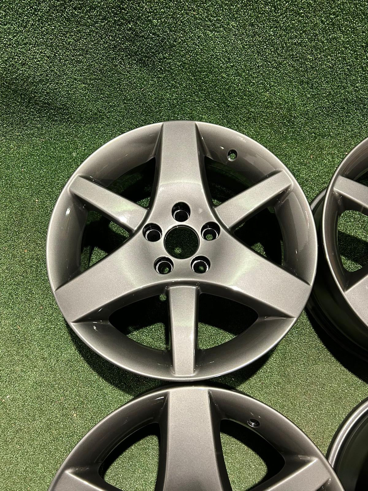 Saab Alu 36 aero velgen gun metal grey nieuw gecoat