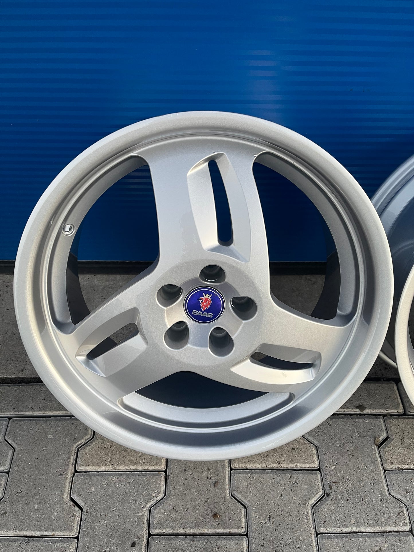 Saab hirsch performance 3 spoke 19” velgen nieuw gecoat