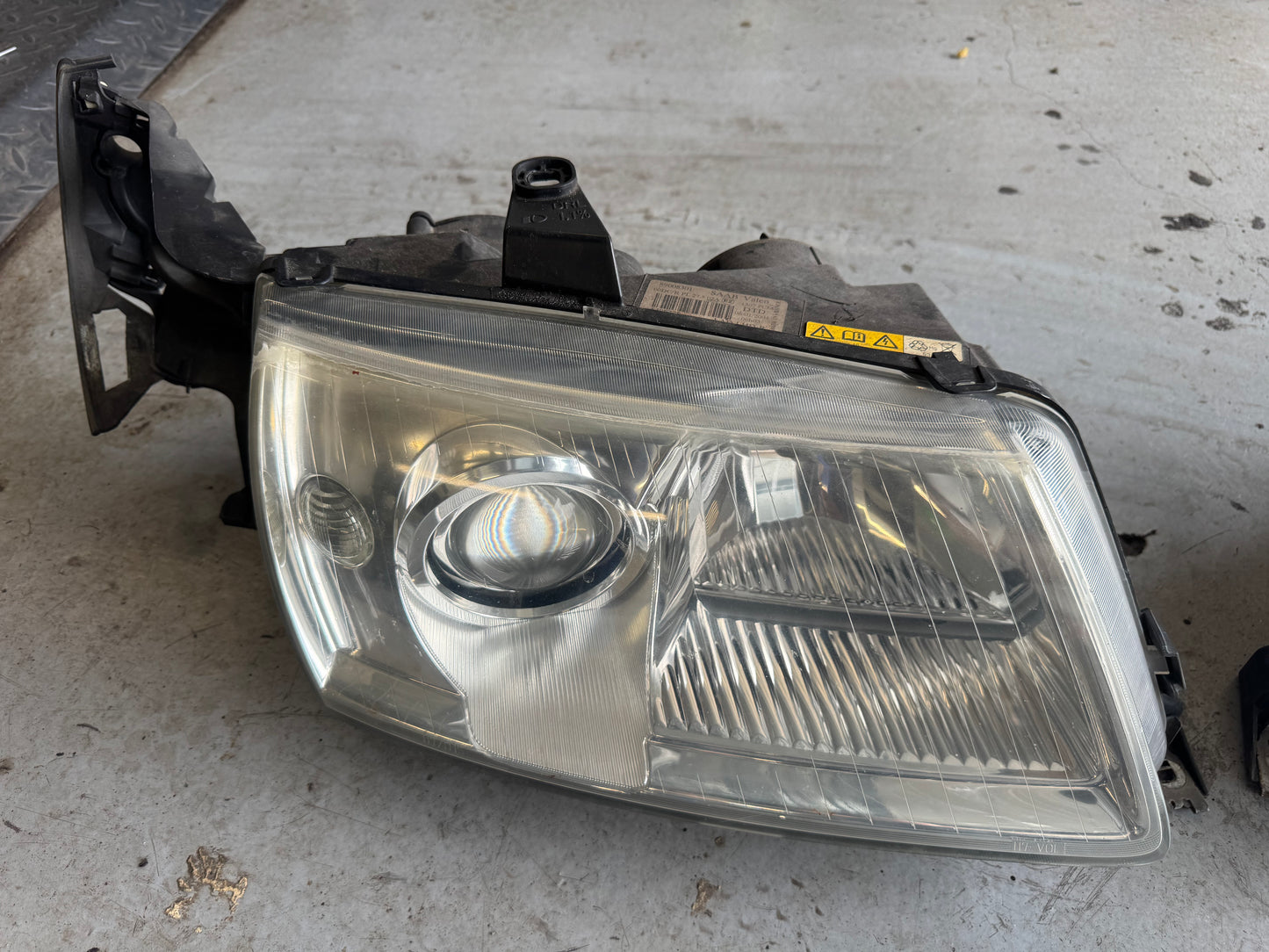 Saab 9-5 xenon koplampen in nette staat