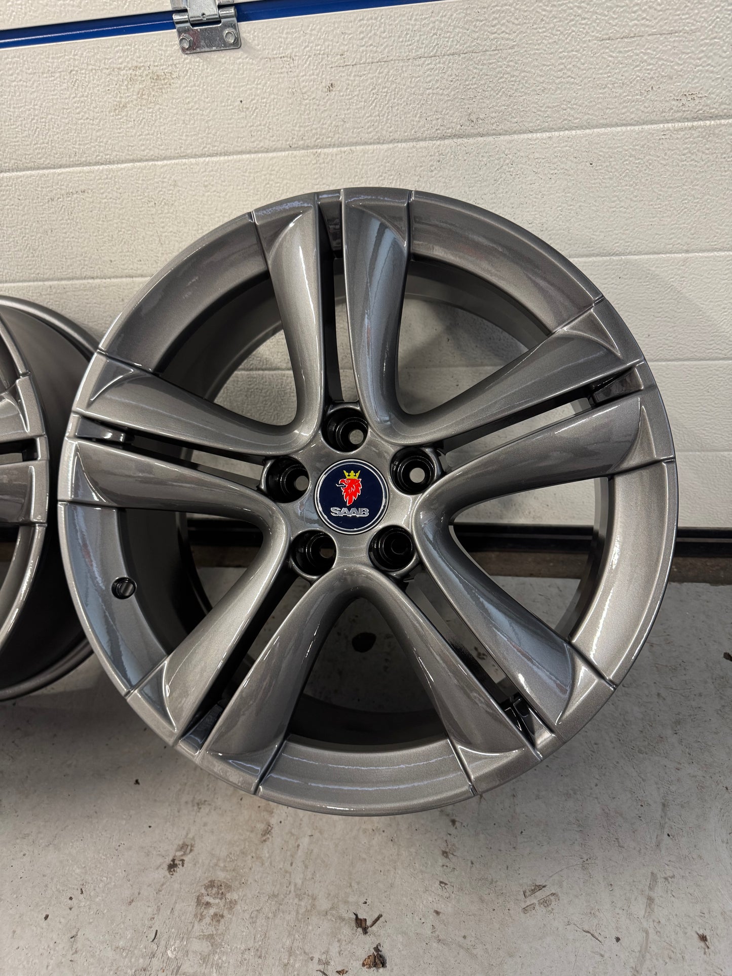 Saab Alu 73 aero velgen 18” nieuw gecoat antraciet