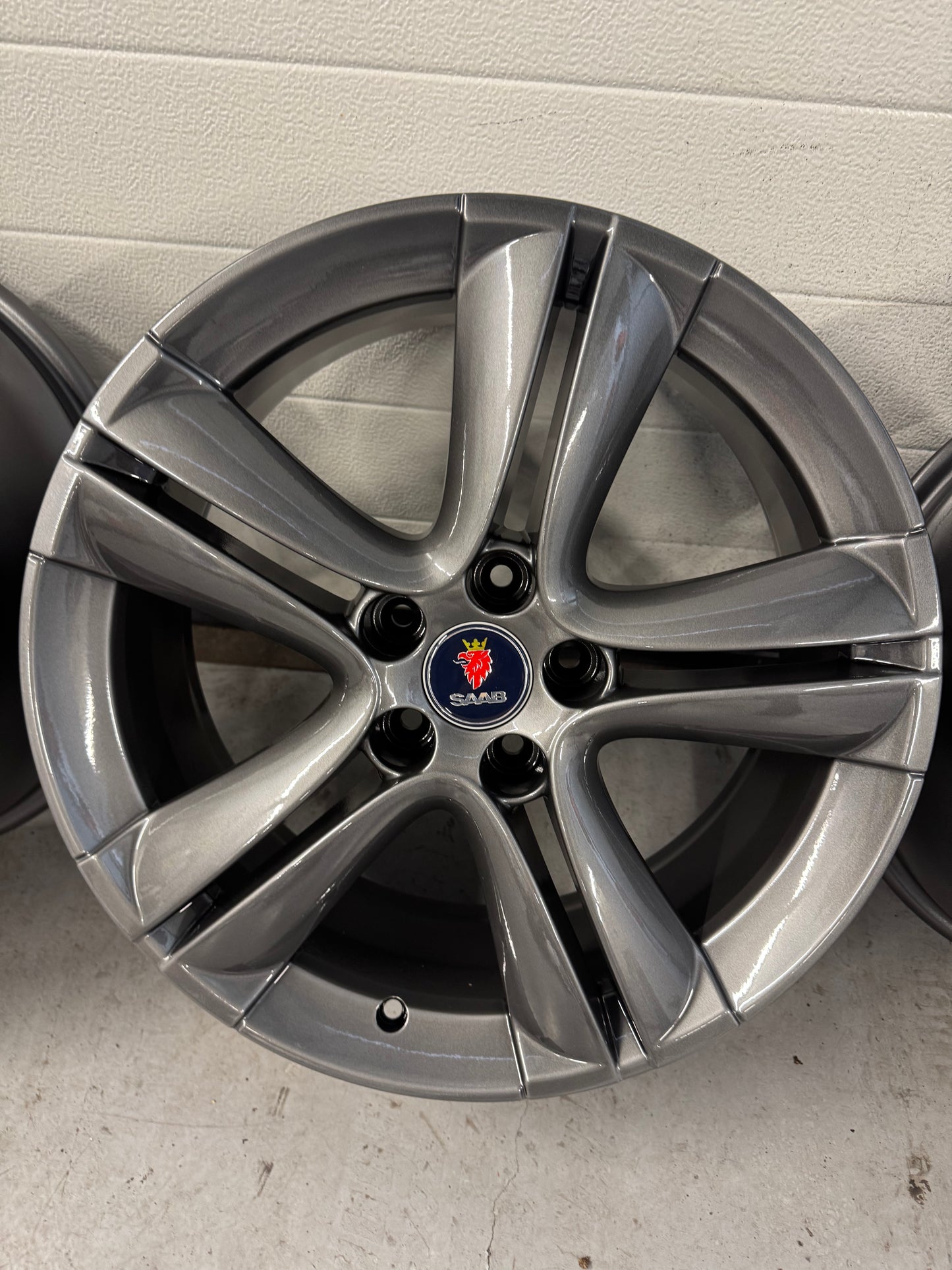 Saab Alu 73 aero velgen 18” nieuw gecoat antraciet