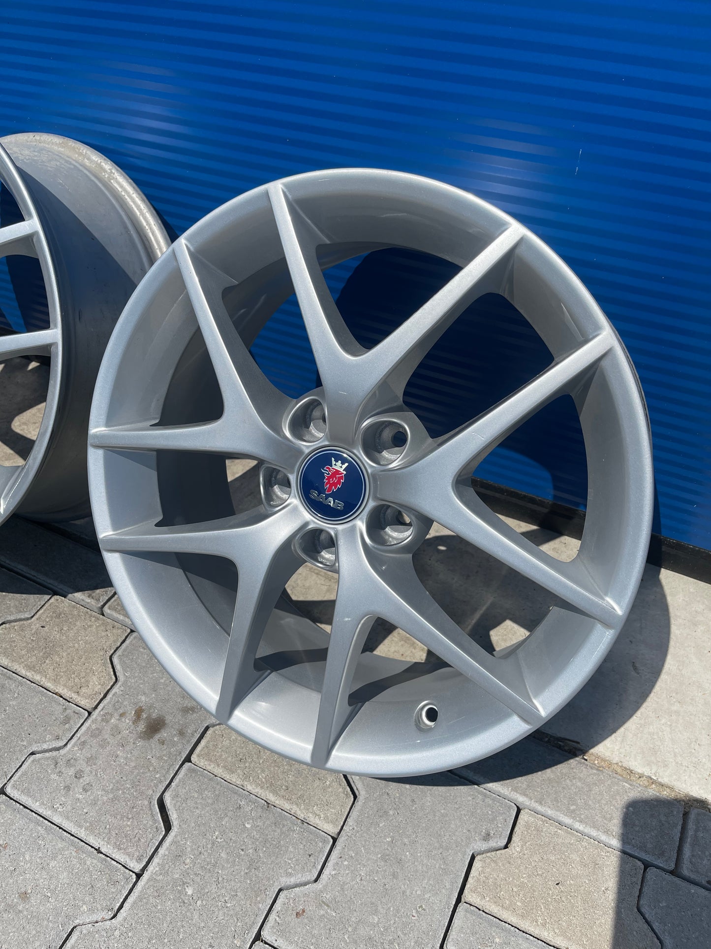 Saab Alu 50 17 inch aero velgen nieuw gecoat