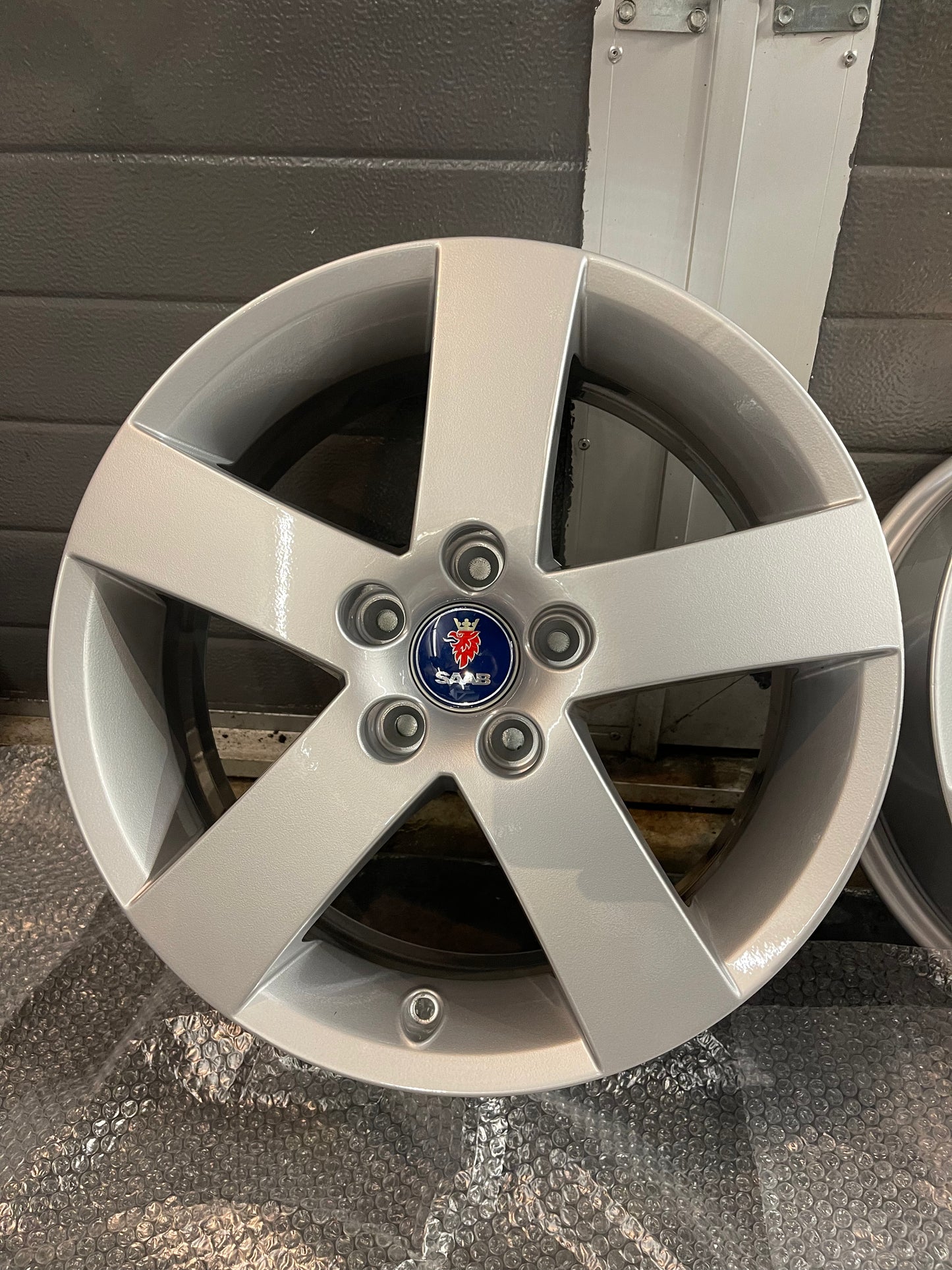 Saab alu52 aero velgen nieuw gecoat