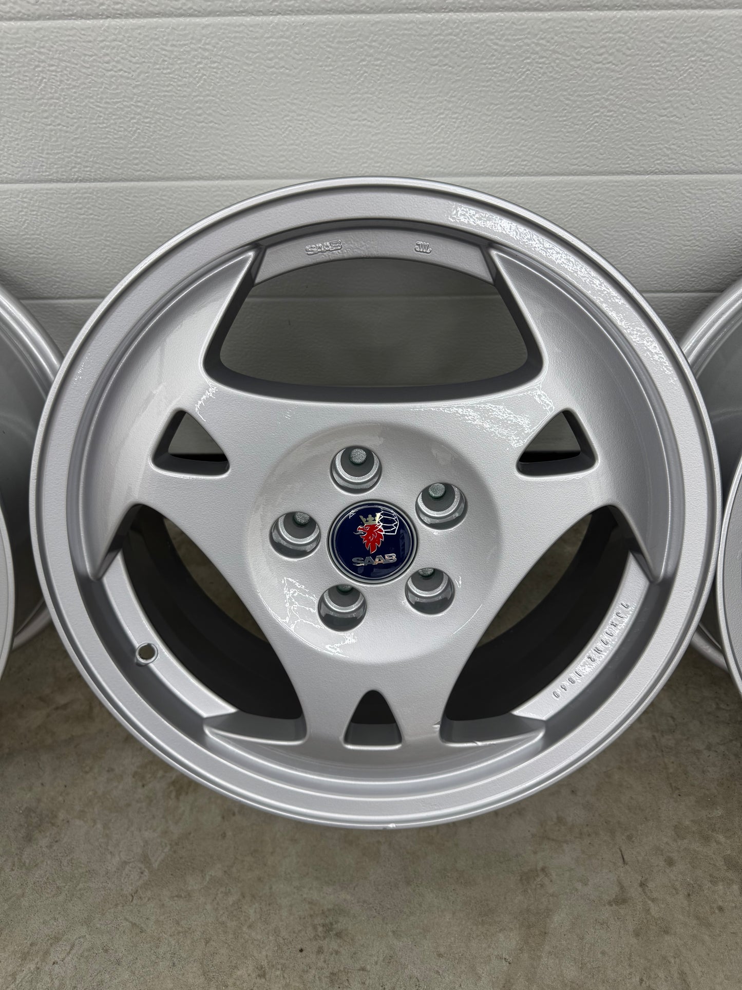 Saab Alu 28 Aero velgen nieuw gecoat