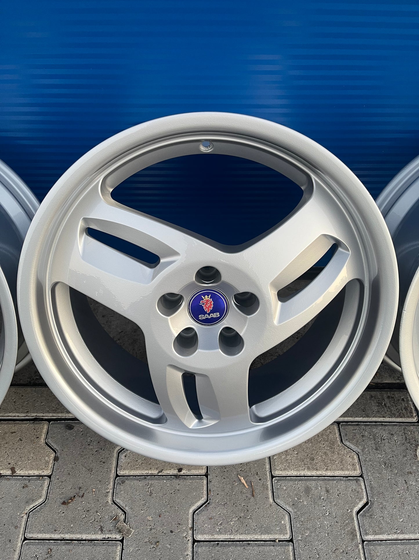 Saab hirsch performance 3 spoke 19” velgen nieuw gecoat