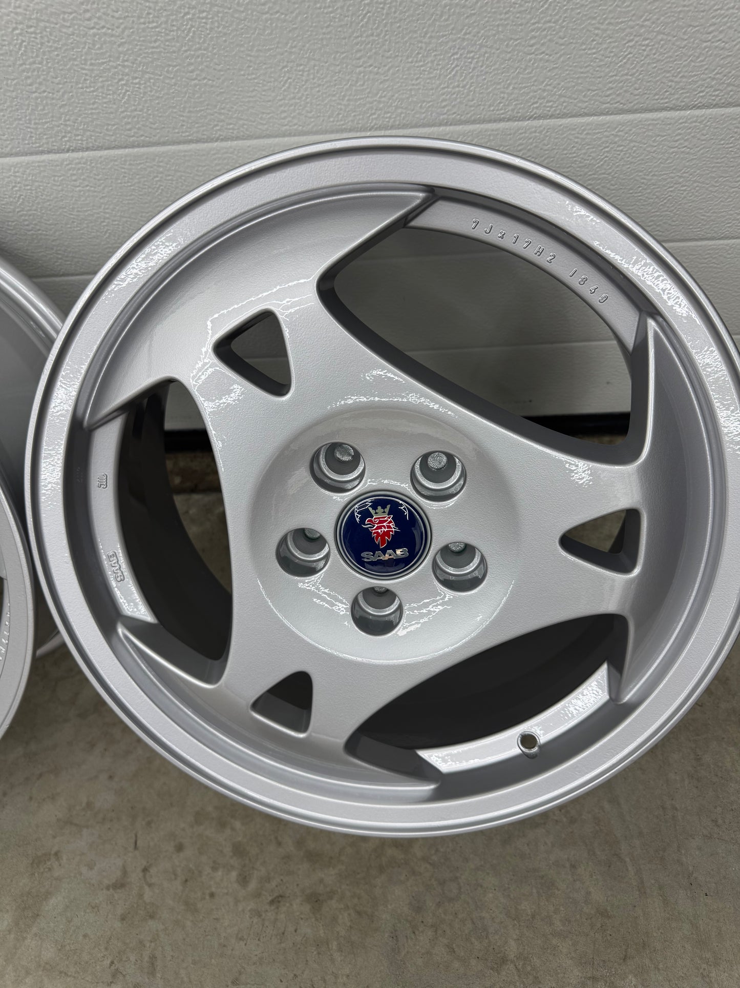 Saab Alu 28 Aero velgen nieuw gecoat