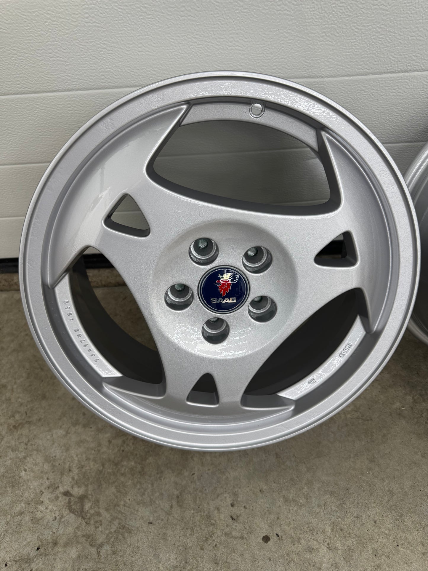 Saab Alu 28 Aero velgen nieuw gecoat