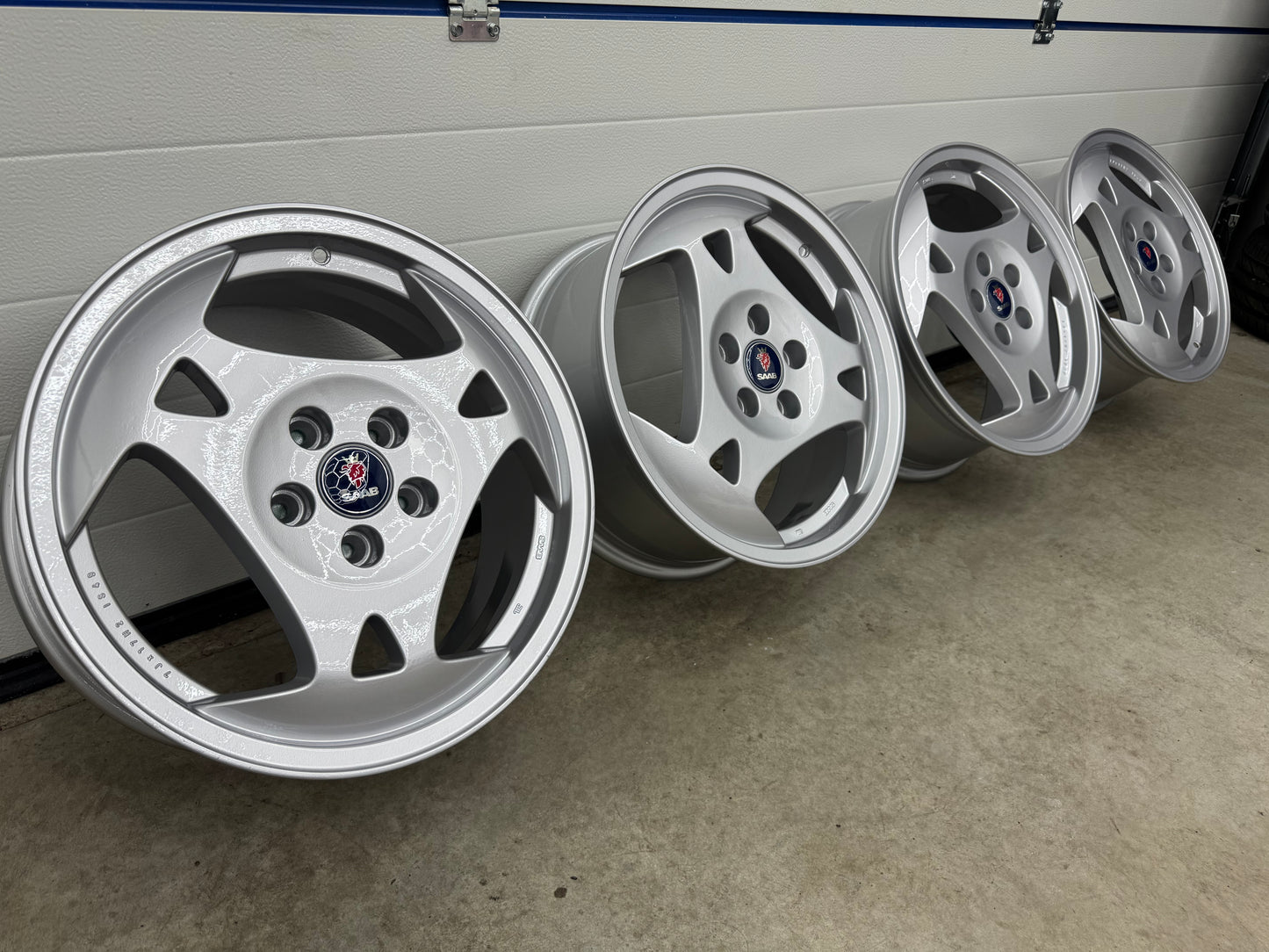 Saab Alu 28 Aero velgen nieuw gecoat