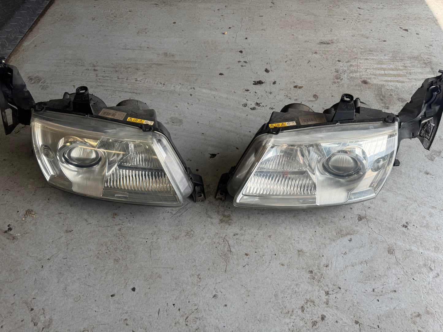 Saab 9-5 xenon koplampen in nette staat