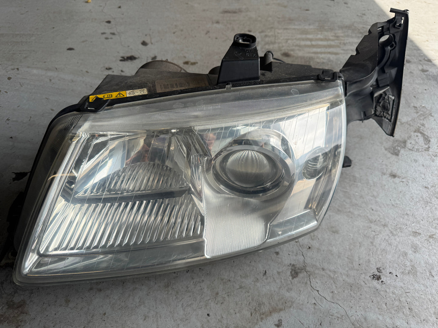 Saab 9-5 xenon koplampen in nette staat