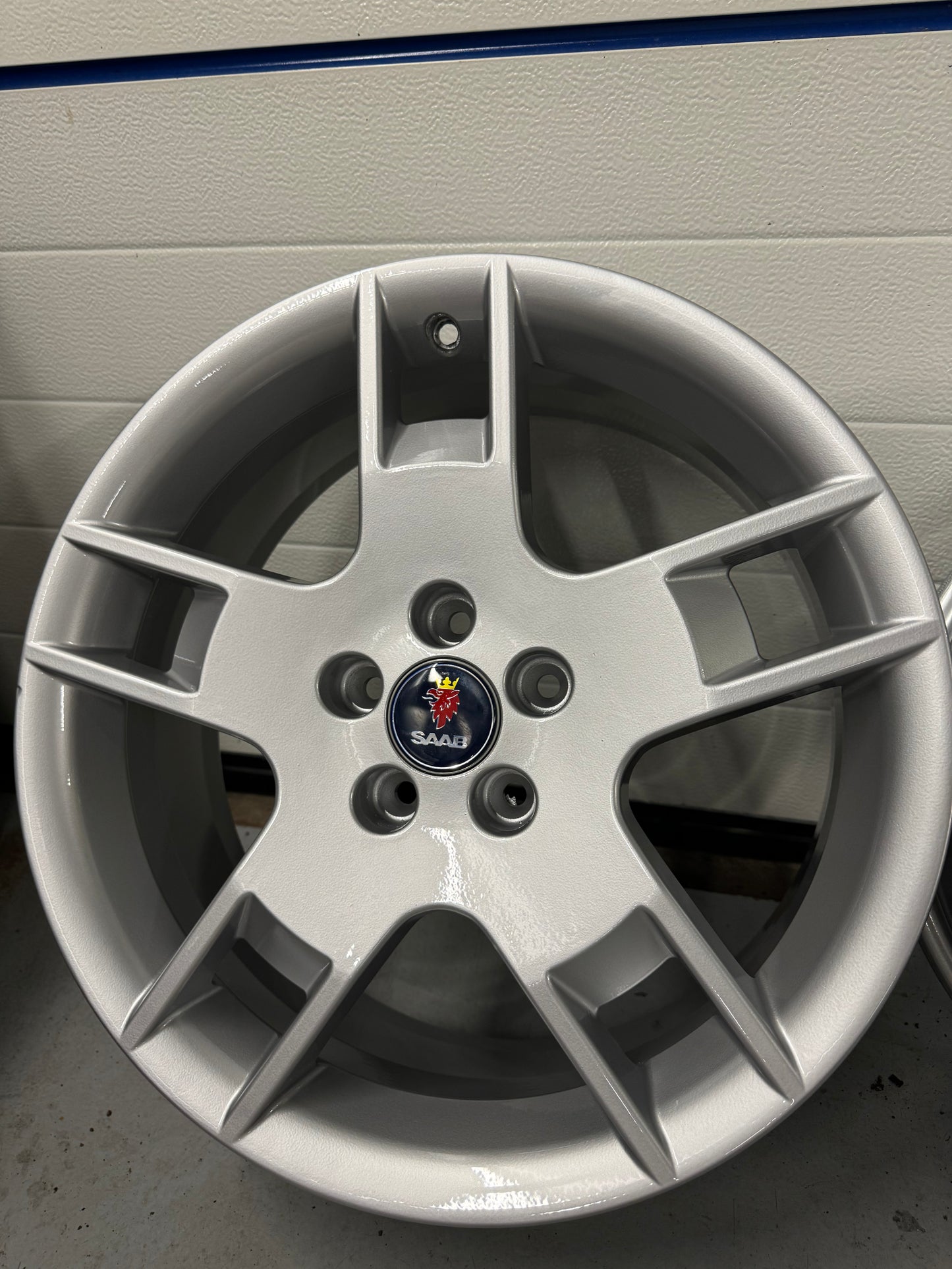 Saab alu 56 aero velgen 18 inch nieuw gecoat